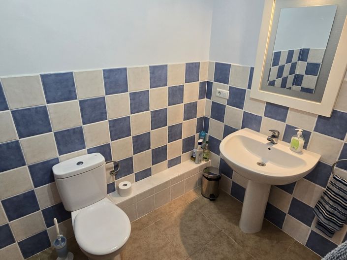 Image No.34-3 Bed Villa for sale