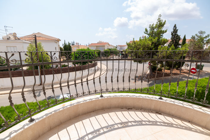 Image No.14-4 Bed Villa for sale