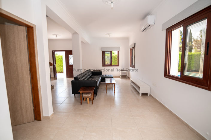 Image No.2-4 Bed Villa for sale