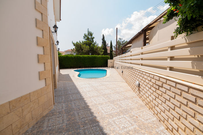 Image No.29-4 Bed Villa for sale