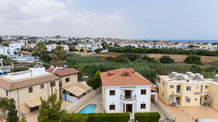 Image No.33-4 Bed Villa for sale