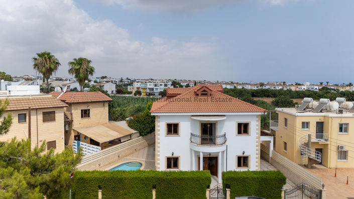 Image No.34-4 Bed Villa for sale