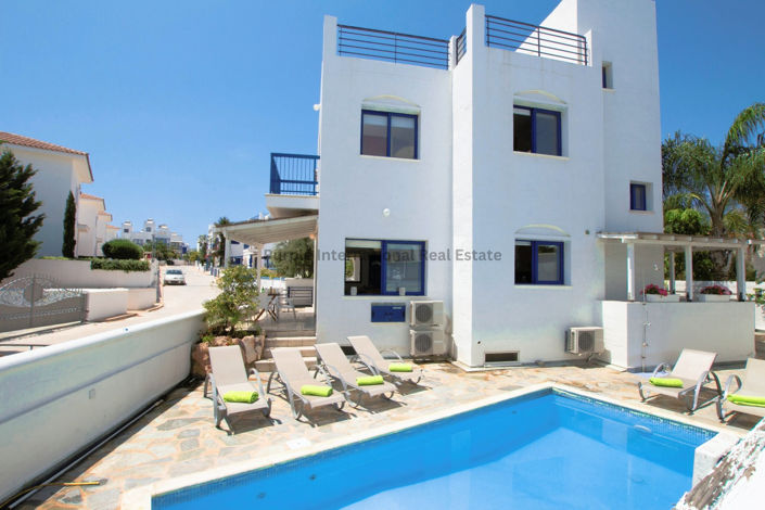 Image No.7-5 Bed Villa for sale