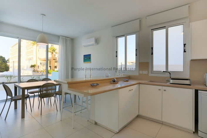 Image No.5-3 Bed Villa for sale