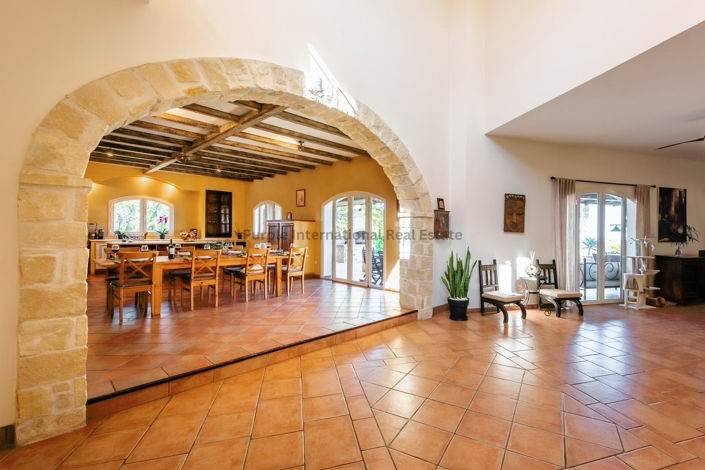 Image No.14-5 Bed Villa for sale