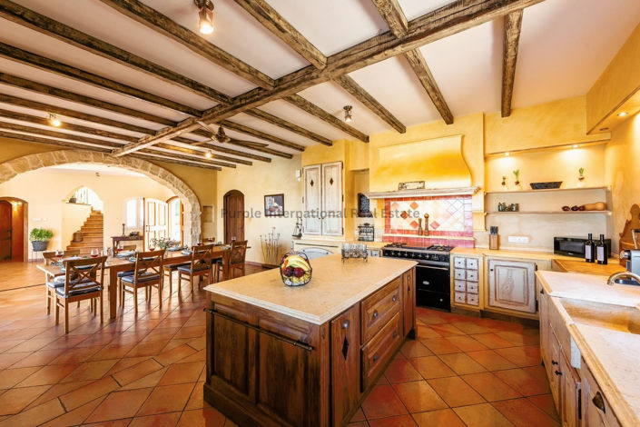 Image No.2-5 Bed Villa for sale