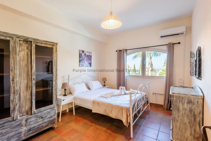 Image No.30-5 Bed Villa for sale