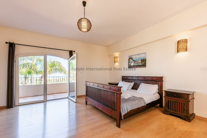 Image No.41-5 Bed Villa for sale