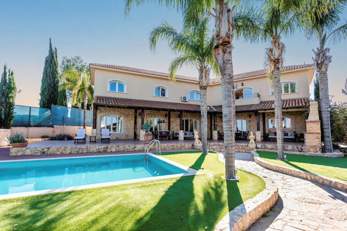 Image No.52-5 Bed Villa for sale