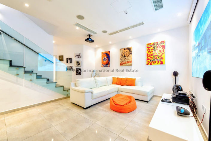 Image No.20-6 Bed Villa for sale