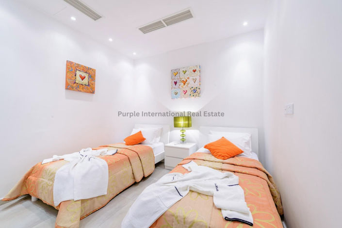 Image No.24-6 Bed Villa for sale