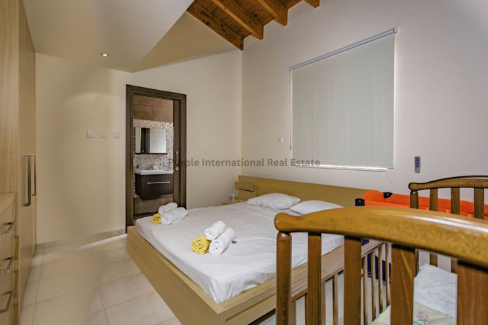 Image No.20-6 Bed Villa for sale