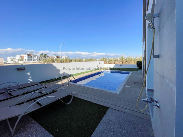 Image No.18-3 Bed Villa for sale