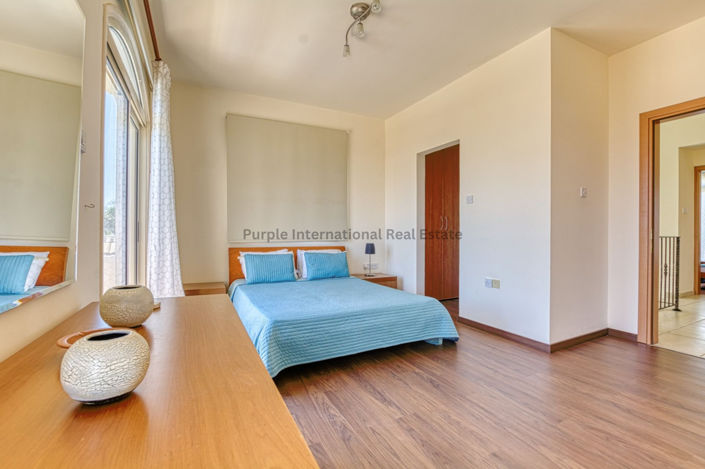 Image No.13-3 Bed Villa for sale