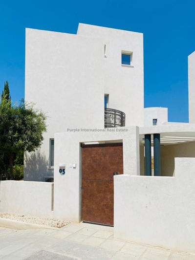 Image No.28-3 Bed Villa for sale