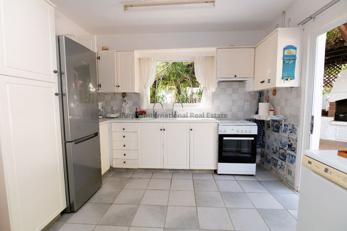 Image No.10-3 Bed Villa for sale