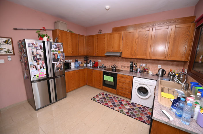 Image No.11-3 Bed Villa for sale