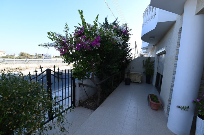 Image No.20-3 Bed Villa for sale