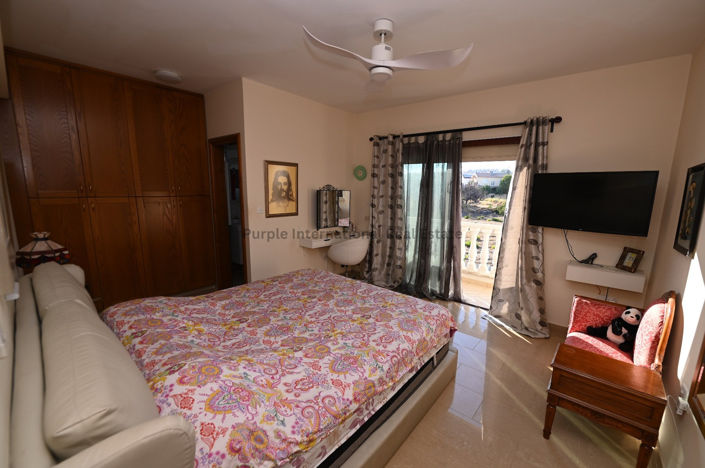 Image No.27-3 Bed Villa for sale