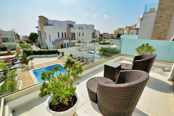 Image No.30-5 Bed Villa for sale