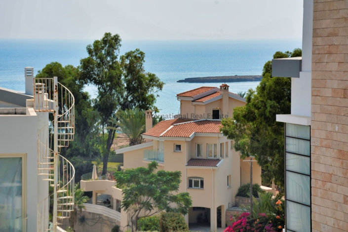 Image No.36-5 Bed Villa for sale