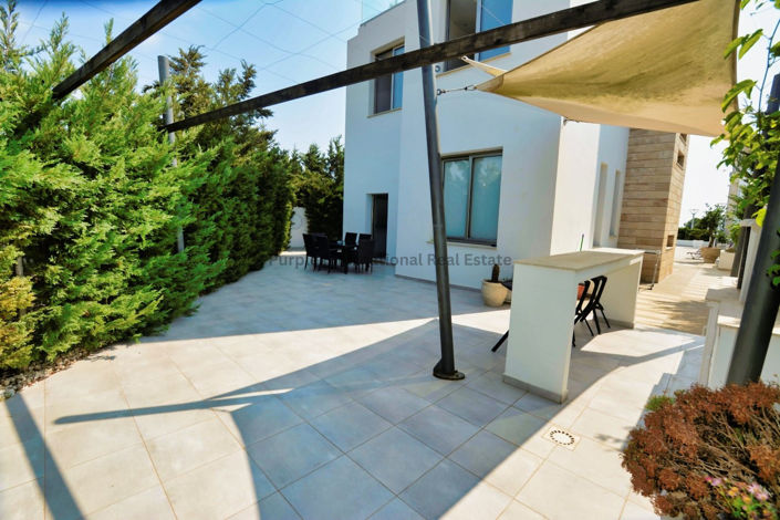 Image No.46-5 Bed Villa for sale