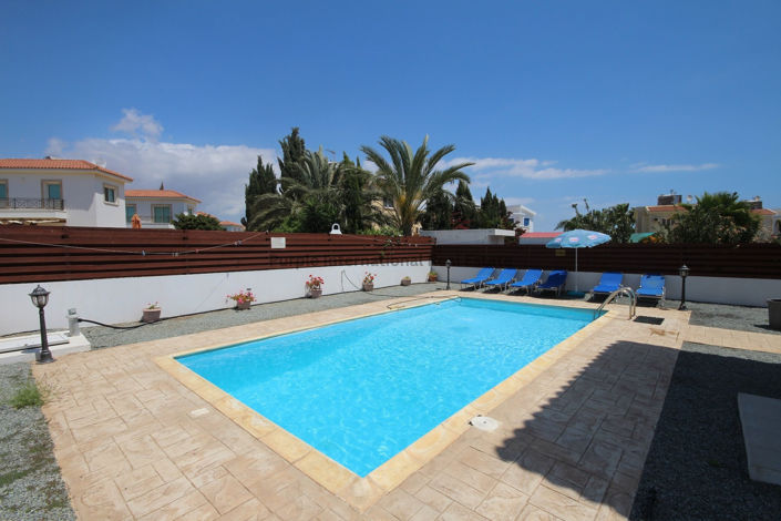 Image No.13-3 Bed Villa for sale