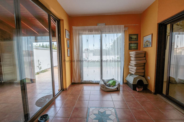 Image No.14-5 Bed Villa for sale