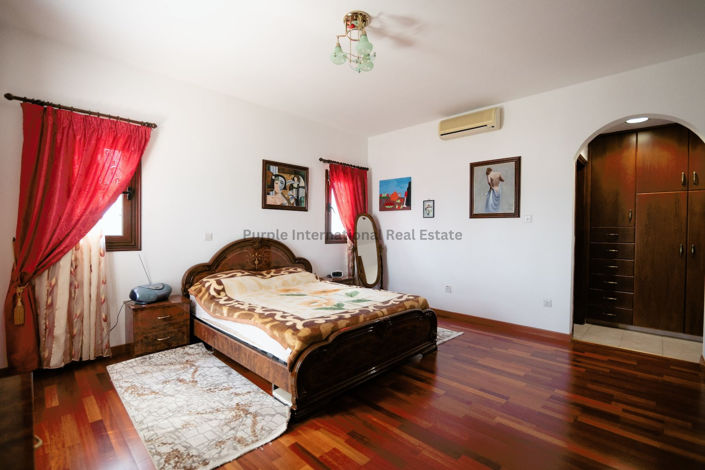 Image No.25-5 Bed Villa for sale