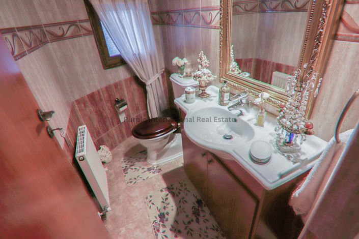 Image No.25-5 Bed Villa for sale