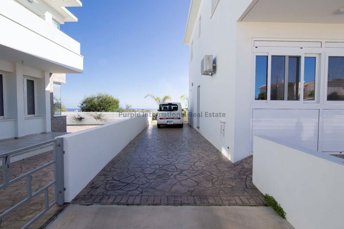 Image No.37-4 Bed Villa for sale