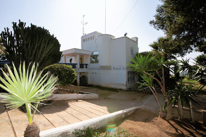 Image No.43-3 Bed Villa for sale
