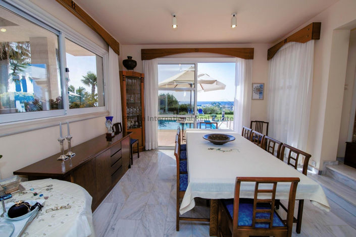 Image No.18-3 Bed Villa for sale