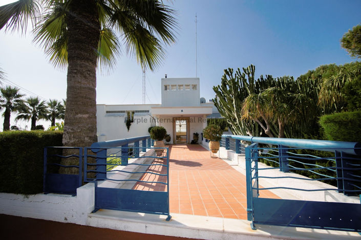 Image No.4-3 Bed Villa for sale