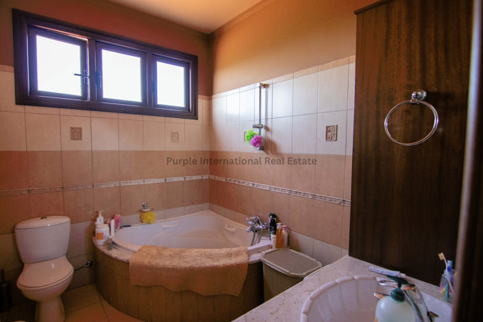 Image No.21-4 Bed Villa for sale