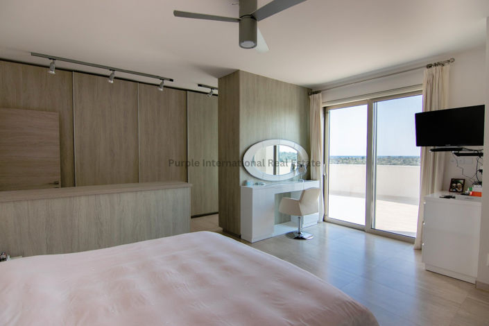 Image No.16-7 Bed Villa for sale