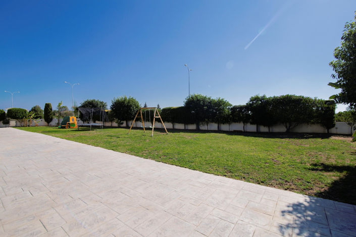 Image No.58-5 Bed Villa for sale