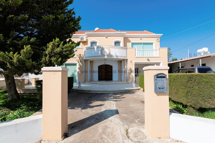 Image No.6-4 Bed Villa for sale