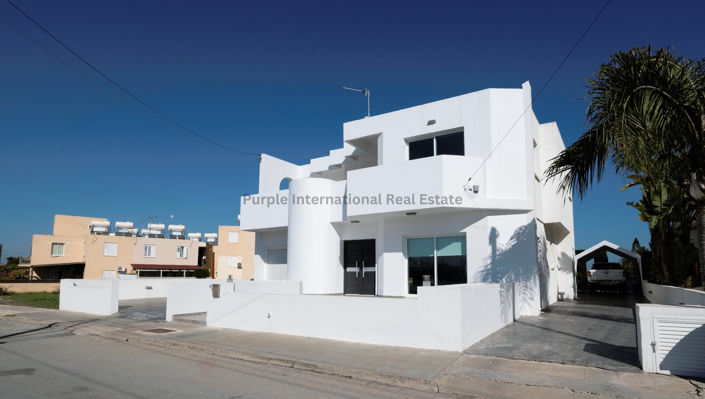 Image No.51-3 Bed Villa for sale