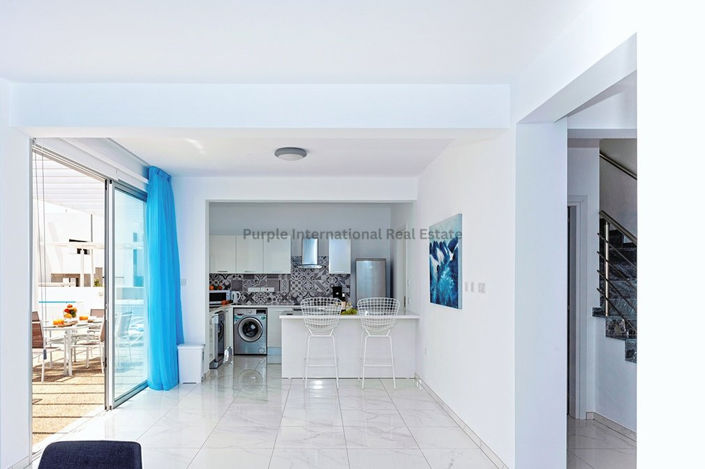 Image No.3-3 Bed Villa for sale