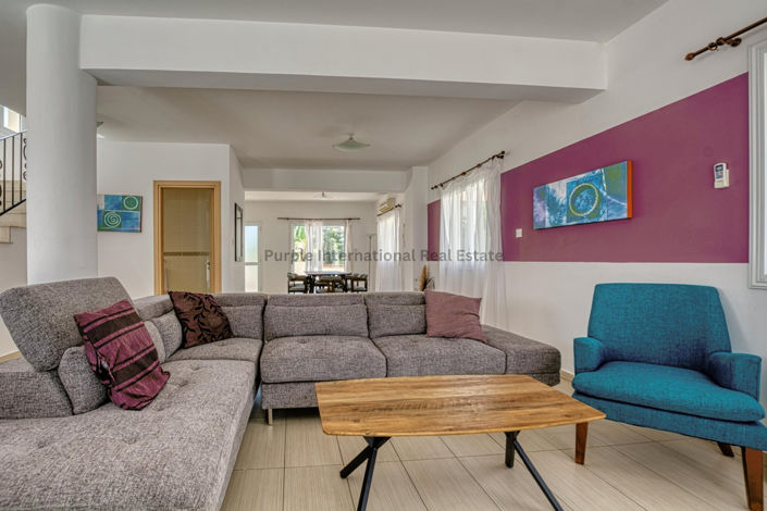 Image No.6-3 Bed Villa for sale