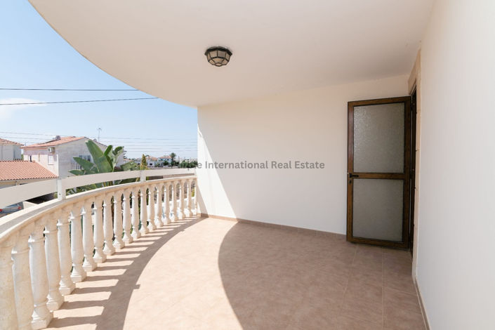 Image No.23-3 Bed Villa for sale