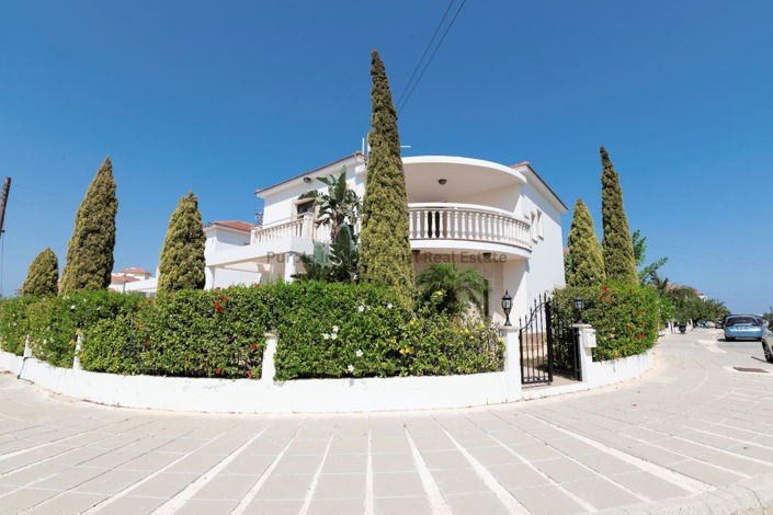 Image No.48-3 Bed Villa for sale