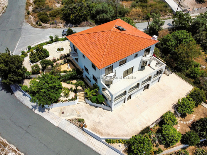 Image No.60-5 Bed Villa for sale