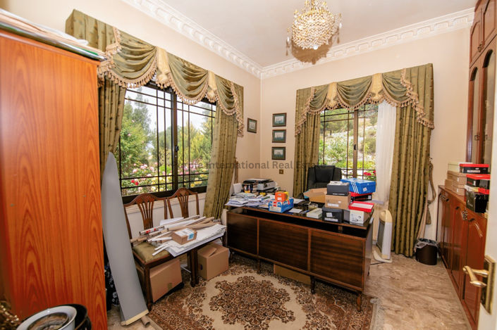 Image No.9-5 Bed Villa for sale