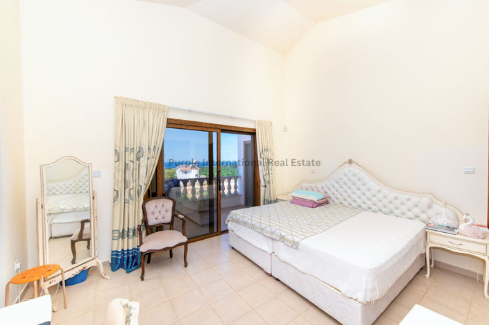 Image No.21-3 Bed Villa for sale