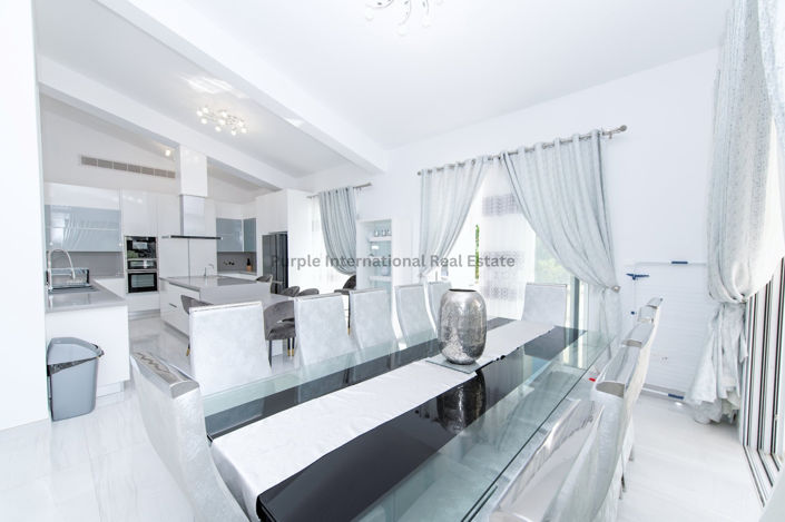 Image No.31-4 Bed Villa for sale