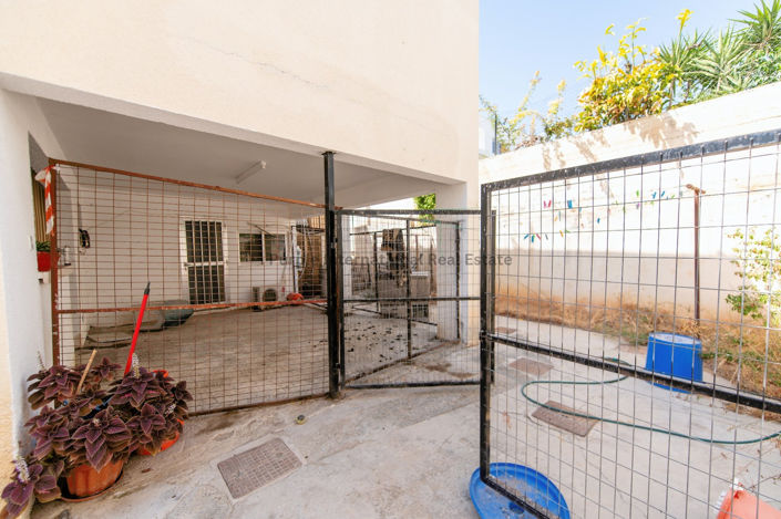 Image No.20-7 Bed Villa for sale