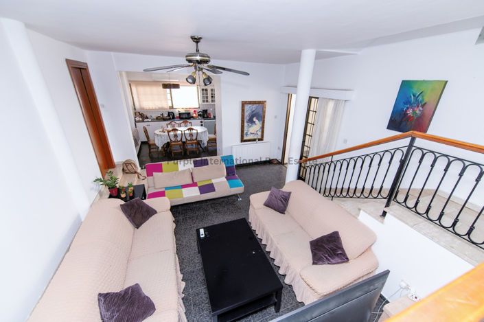 Image No.32-7 Bed Villa for sale