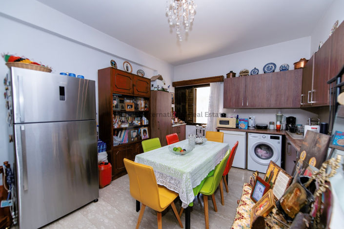 Image No.4-7 Bed Villa for sale